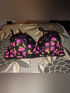 EUC Candie's Floral Push Up Bra 34B